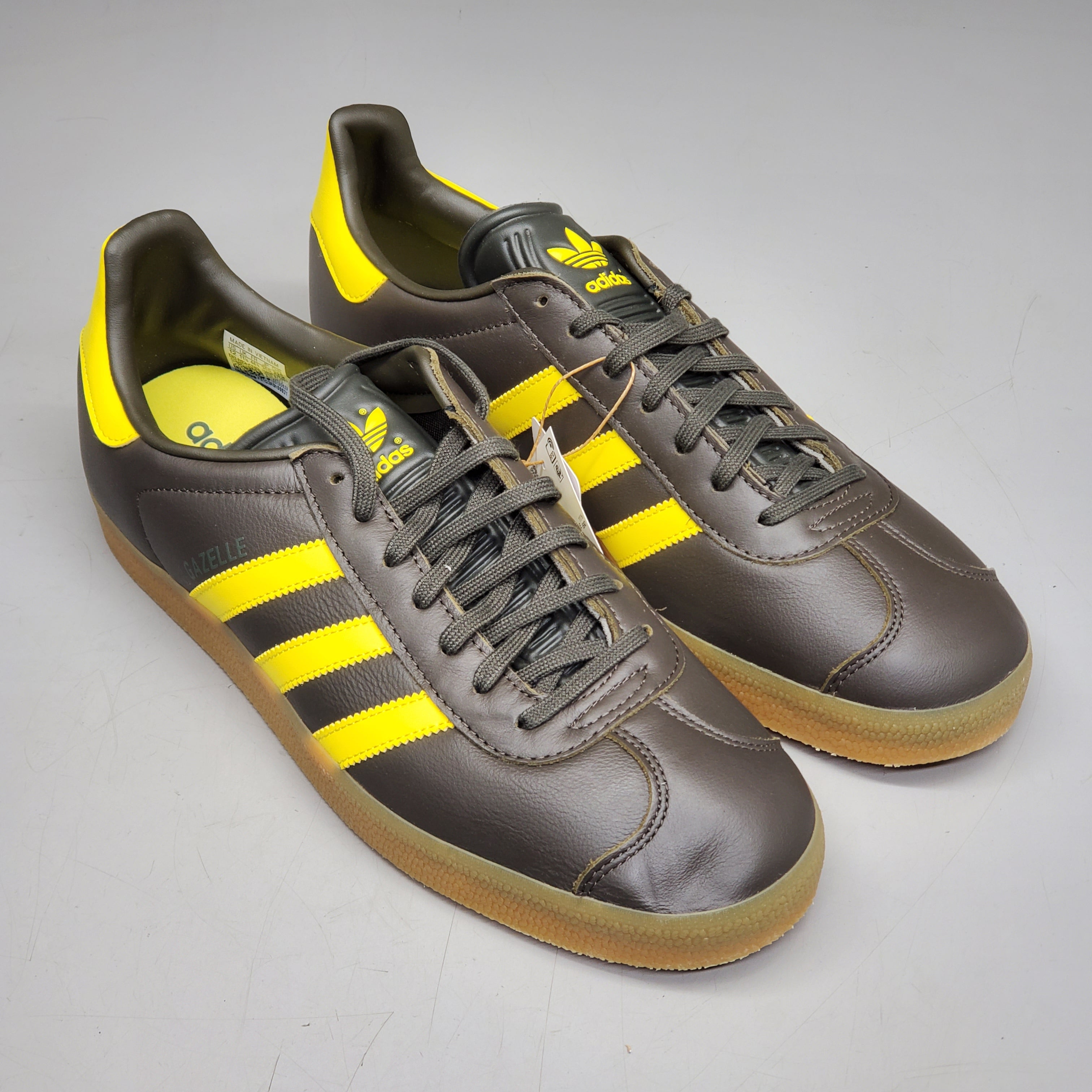 ADIDAS Gazelle Sneakers Men's SZ 12 Yellow / Olive Impact Shoes HQ9873 (New Other)